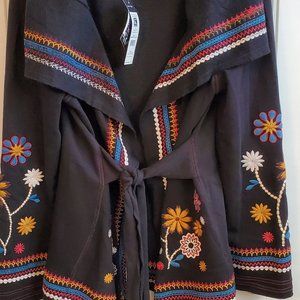 NWT Charlie Paige Embroidered Jacket size S/M